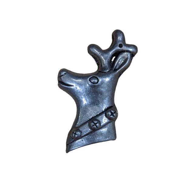 Pewter Reindeer with bells ornament - Picture 2 of 3